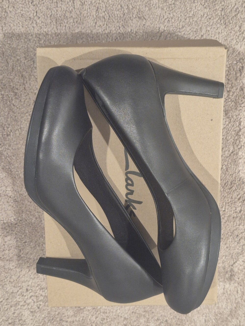 Clarks | NIB | Women's Black Heel Pump |10